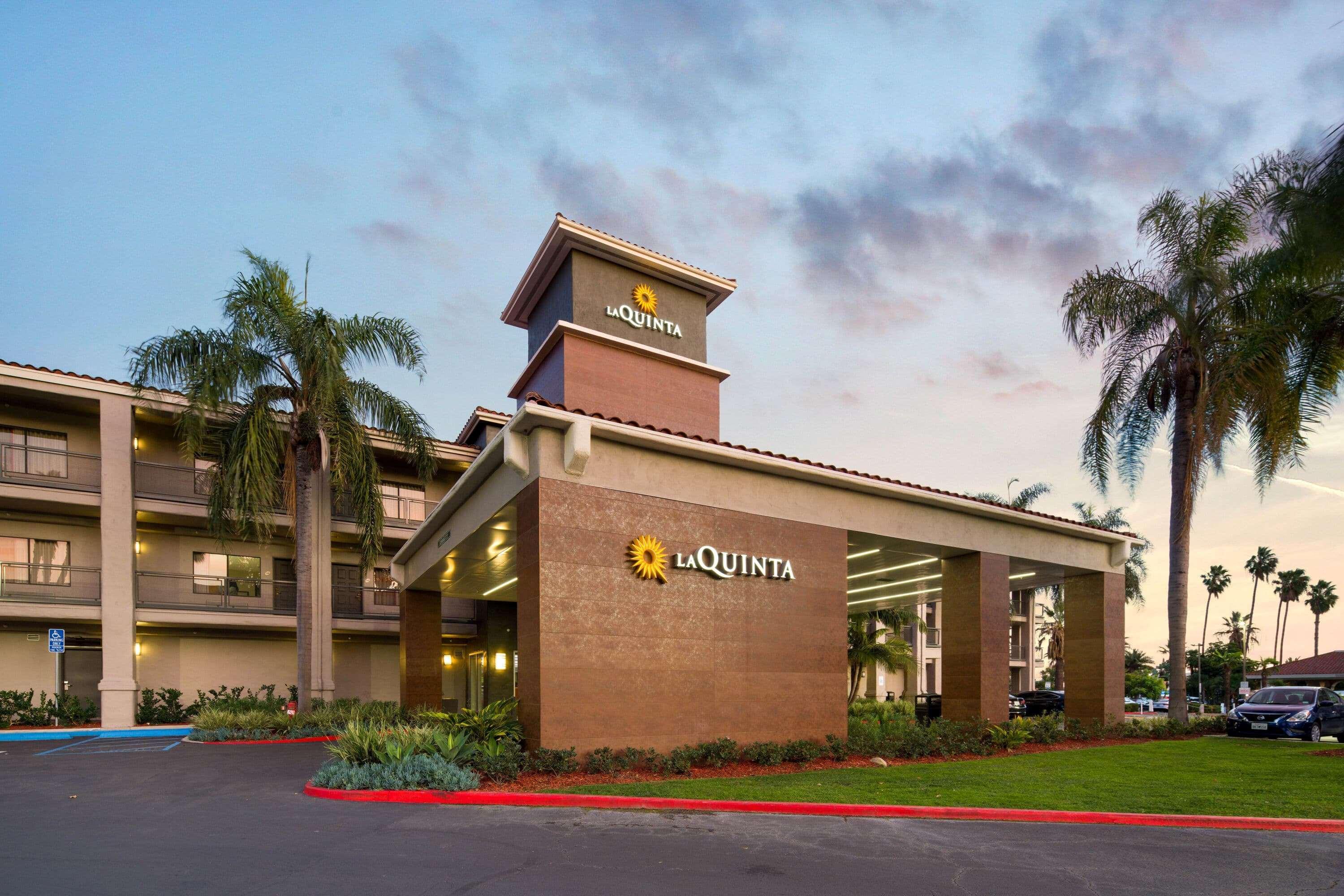 La Quinta By Wyndham Orange County Airport Hotell Santa Ana Exteriör bild