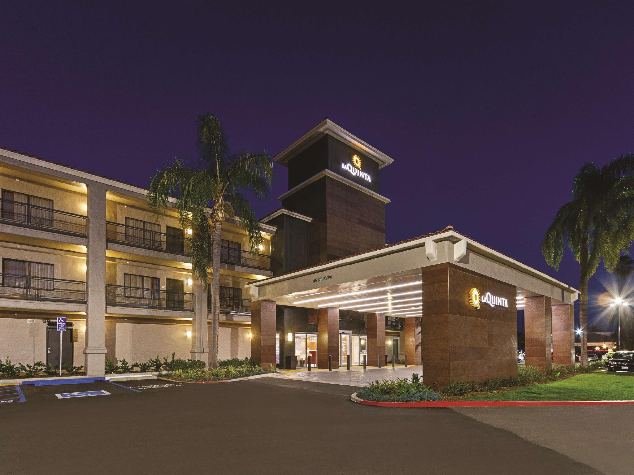 La Quinta By Wyndham Orange County Airport Hotell Santa Ana Exteriör bild
