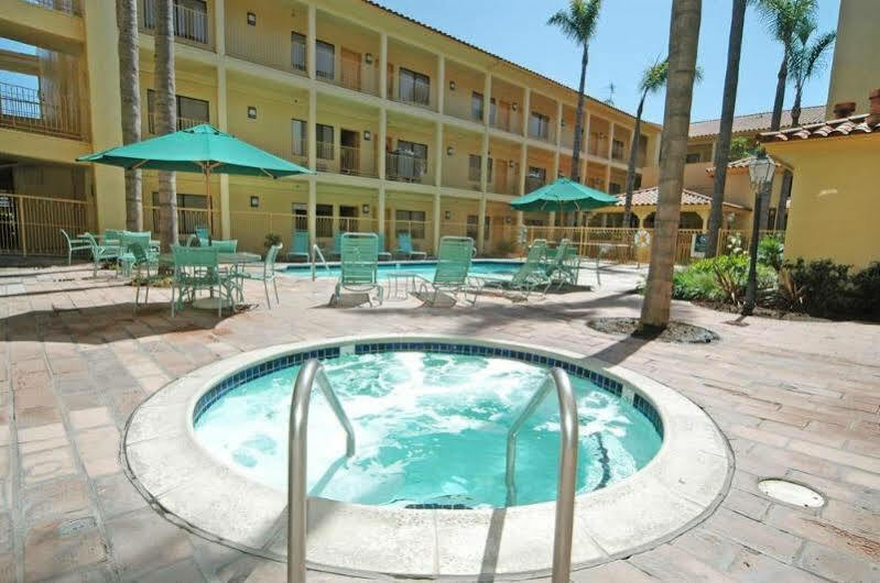 La Quinta By Wyndham Orange County Airport Hotell Santa Ana Exteriör bild